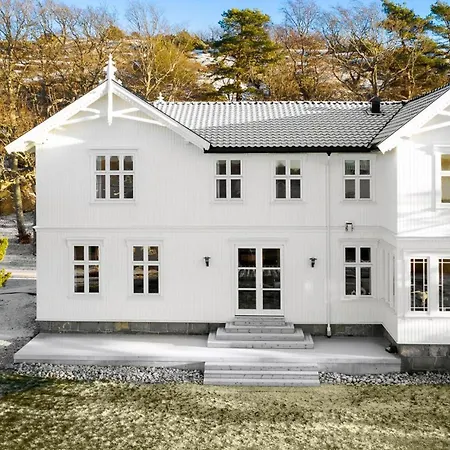 Baldershage With Sea View And Nature